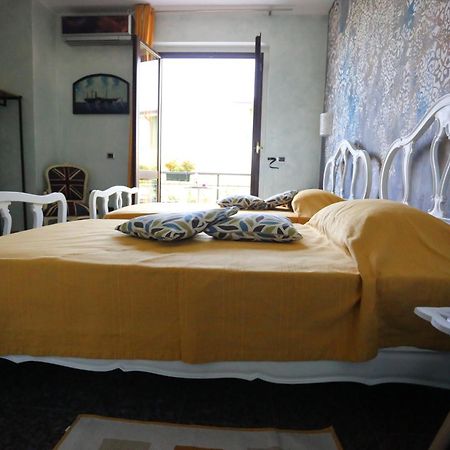 B & B L'Almanacco San Martino in Strada Екстер'єр фото